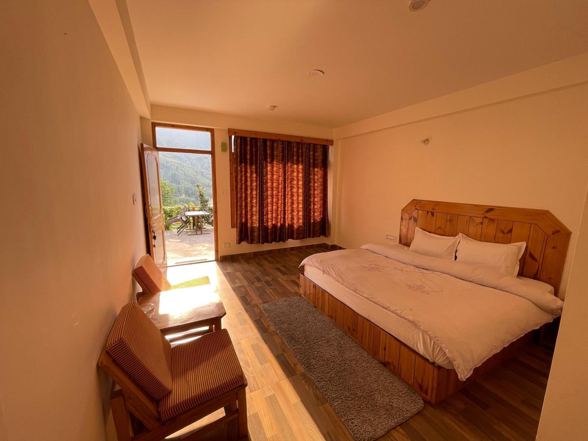 God'S Land Bed & Breakfast Manāli Exterior foto
